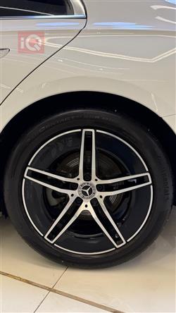 مرسيدس بنز E-Class